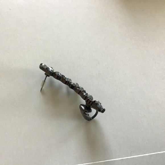 Cuff Earrings (New) - Picture 3 of 3